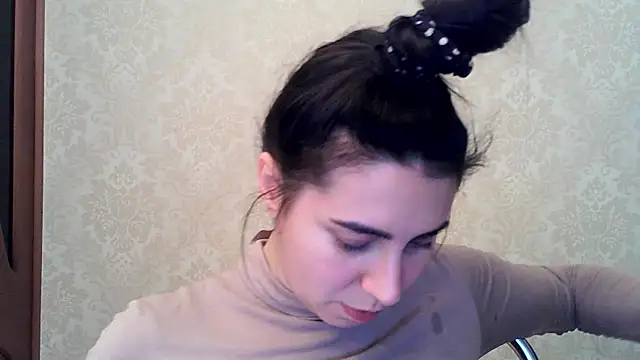 Snapshot of Kashtanka_ chatting on November 29, 2025, 1:33 pm Kashtanka online show from November 29, 2025, 1:33 pm