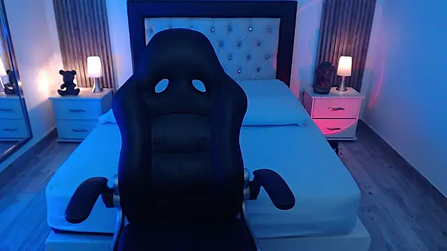 Snapshot of zoe_jones13 chatting on September 29, 2025, 3:13 am zoe jones13 online show from September 29, 2025, 3:13 am