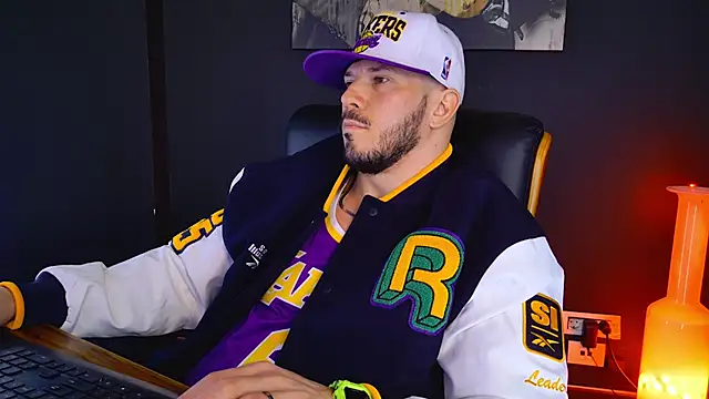 AngeloEric online show from February 7, 2025, 11:01 am