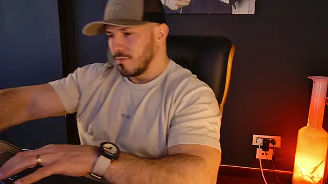 AngeloEric online show from March 7, 2026, 10:10 am