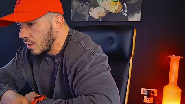 AngeloEric online show from March 18, 2025, 11:33 am