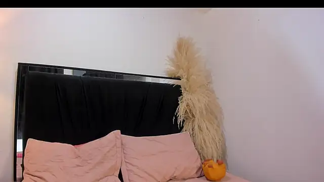 Snapshot of lilithTeen1_ chatting on July 10, 2026, 2:55 am lilithTeen1 online show from July 10, 2026, 2:55 am