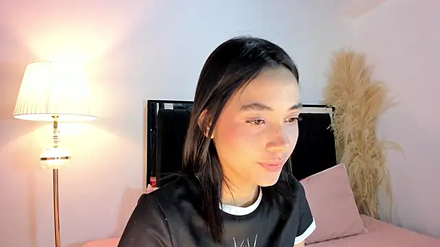 lilithTeen1  online show from March 26, 2026, 4:11 am