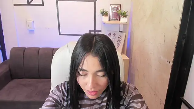 lilithTeen1  online show from March 12, 2025, 9:55 am