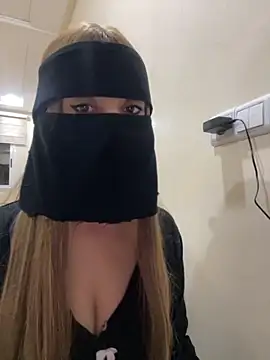 Snapshot of jijijoudia chatting on November 13, 2025, 12:25 am jijijoudia online show from November 13, 2025, 12:25 am