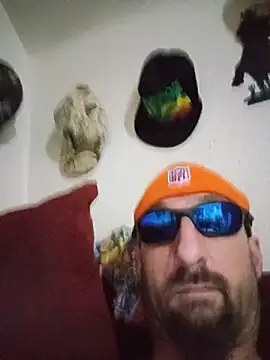 Snapshot of armdy371 chatting on May 26, 2026, 9:13 pm armdy371 online show from May 26, 2026, 9:13 pm