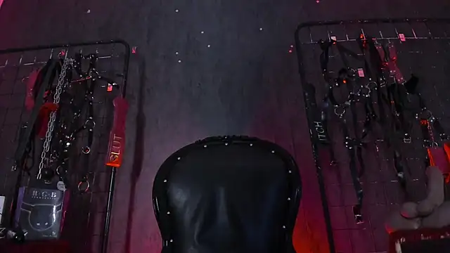 Snapshot of Carolina_Arias chatting on January 31, 2026, 7:12 pm Carolina Arias online show from January 31, 2026, 7:12 pm