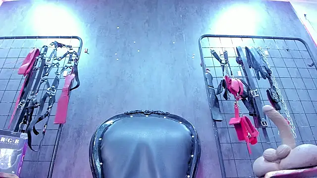 Snapshot of Carolina_Arias chatting on January 15, 2026, 8:12 pm Carolina Arias online show from January 15, 2026, 8:12 pm