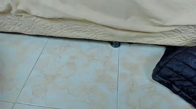 Snapshot of Chloe_lauren chatting on January 14, 2025, 5:19 am Chloe lauren online show from January 14, 2025, 5:19 am