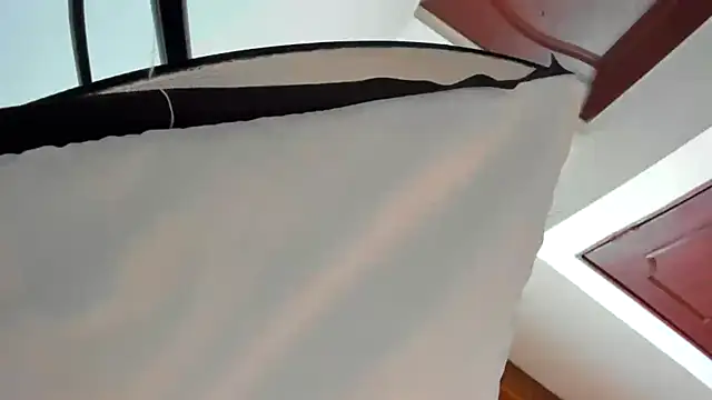 Snapshot of Chloe_lauren chatting on March 15, 2025, 1:52 am Chloe lauren online show from March 15, 2025, 1:52 am