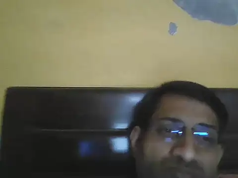 Snapshot of urbrownbunny chatting on May 1, 2026, 5:07 pm urbrownbunny online show from May 1, 2026, 5:07 pm