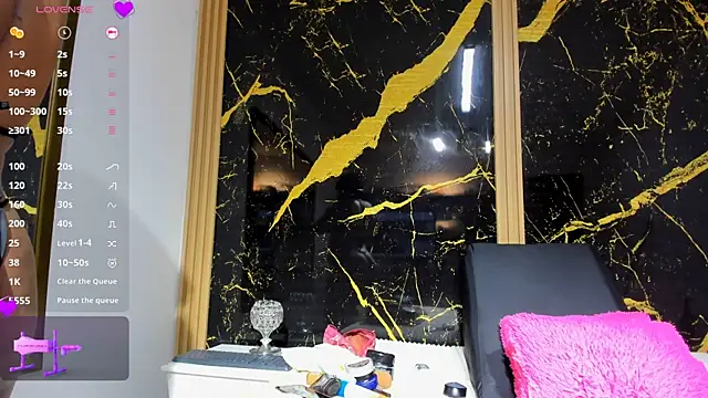 GiannaMontes online show from March 14, 2025, 12:18 pm