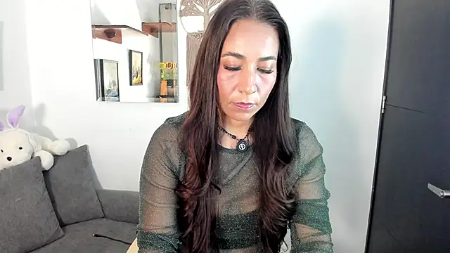 electra hunt online show from March 25, 2026, 12:11 am