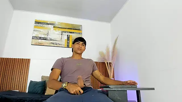 Snapshot of zander_2120 chatting on November 26, 2025, 1:00 pm zander 2120 online show from November 26, 2025, 1:00 pm