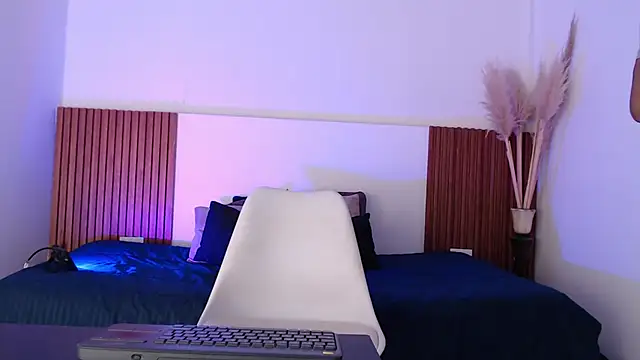 Snapshot of zander_2120 chatting on February 6, 2025, 1:32 pm zander 2120 online show from February 6, 2025, 1:32 pm