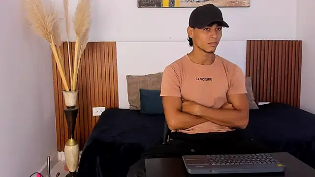 Snapshot of zander_2120 chatting on September 20, 2025, 1:16 pm zander 2120 online show from September 20, 2025, 1:16 pm