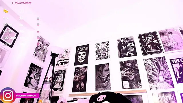 Snapshot of Lexyjoycce chatting on November 30, 2025, 11:05 pm Lexyjoycce online show from November 30, 2025, 11:05 pm