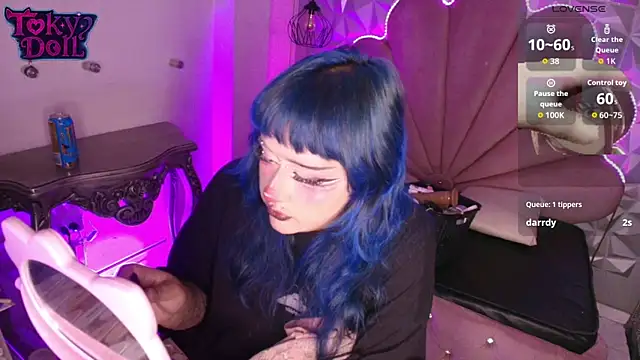 toky doll online show from September 12, 2025, 8:41 pm