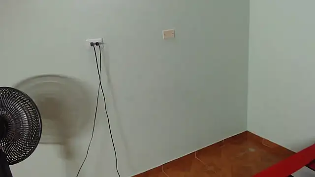 Snapshot of caroline_steven05 chatting on September 20, 2025, 5:12 am caroline steven05 online show from September 20, 2025, 5:12 am