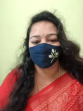 neelu-hoty online show from May 2, 2026, 7:57 am