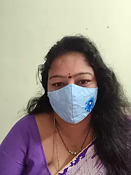 neelu-hoty online show from September 20, 2025, 12:54 pm