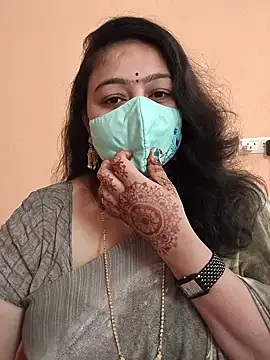 neelu-hoty online show from March 10, 2025, 3:52 pm