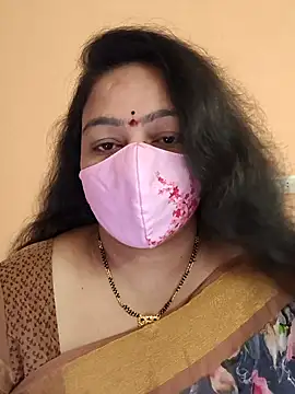 neelu-hoty online show from March 5, 2025, 4:13 pm