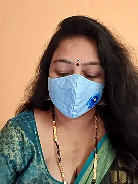 neelu-hoty online show from March 2, 2025, 3:52 pm