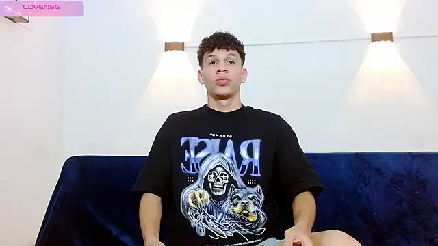 Snapshot of jeff_ross chatting on October 15, 2025, 10:45 am jeff ross online show from October 15, 2025, 10:45 am