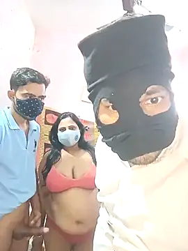 Snapshot of sexy_kaira chatting on March 9, 2025, 2:50 am sexy kaira online show from March 9, 2025, 2:50 am