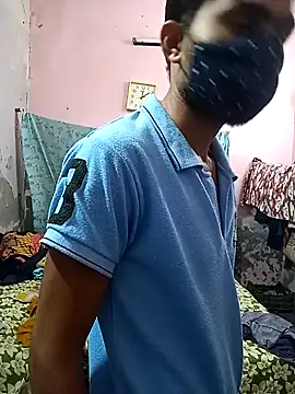 Snapshot of sexy_kaira chatting on February 15, 2025, 6:44 pm sexy kaira online show from February 15, 2025, 6:44 pm