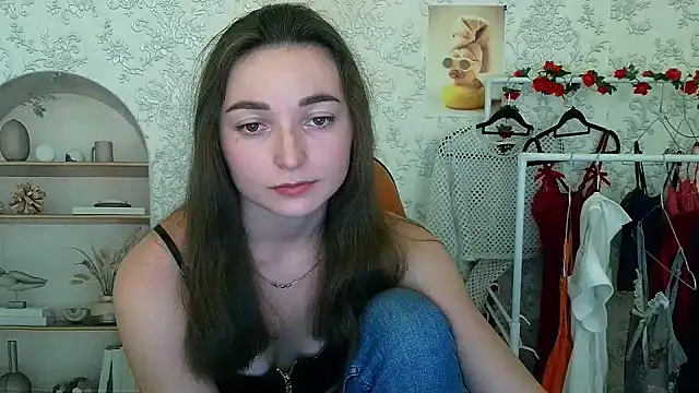 Snapshot of _Barbie_Kiss_ chatting on November 10, 2025, 4:12 pm Barbie Kiss online show from November 10, 2025, 4:12 pm