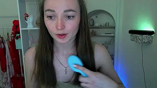 Snapshot of _Barbie_Kiss_ chatting on June 1, 2026, 5:01 pm Barbie Kiss online show from June 1, 2026, 5:01 pm