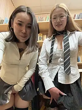 Snapshot of Asian_Asami chatting on April 2, 2026, 4:35 pm Asian Asami online show from April 2, 2026, 4:35 pm