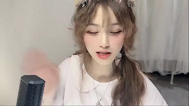 Snapshot of LL-orangecat chatting on March 12, 2025, 5:13 am LL-orangecat online show from March 12, 2025, 5:13 am