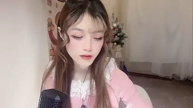 Snapshot of LL-orangecat chatting on December 27, 2024, 7:14 pm LL-orangecat online show from December 27, 2024, 7:14 pm