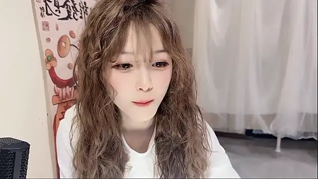 Snapshot of LL-orangecat chatting on February 23, 2025, 6:34 pm LL-orangecat online show from February 23, 2025, 6:34 pm