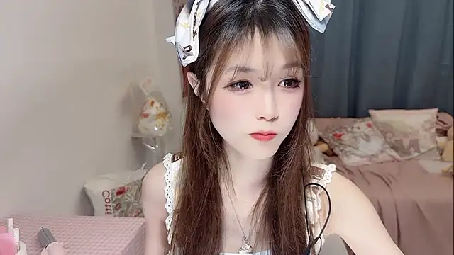 Snapshot of LL-orangecat chatting on December 11, 2024, 11:10 pm LL-orangecat online show from December 11, 2024, 11:10 pm