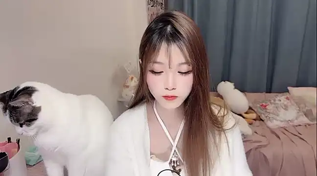 Snapshot of LL-orangecat chatting on December 13, 2024, 7:21 pm LL-orangecat online show from December 13, 2024, 7:21 pm