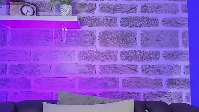 noah ricci online show from December 2, 2025, 12:18 pm