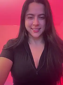 CoralineKam1 online show from February 28, 2025, 11:34 pm