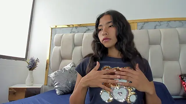 Hanna lens online show from March 21, 2026, 5:06 pm