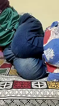 Chocolate stud10 online show from December 4, 2024, 7:50 pm