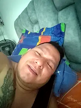 siatodo02 online show from February 17, 2025, 10:49 pm