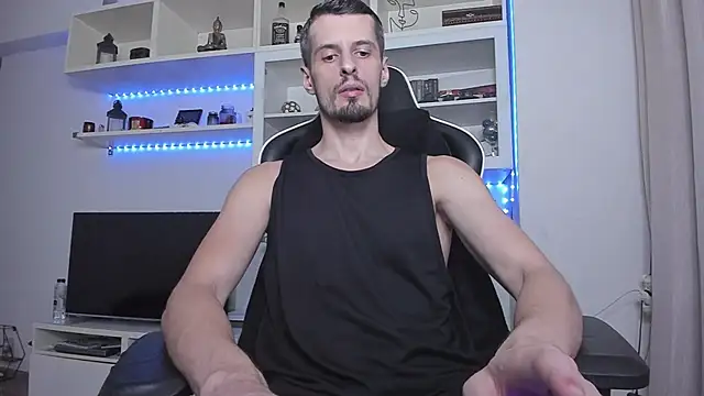 Snapshot of ToddClaytonn chatting on October 10, 2025, 6:31 pm ToddClaytonn online show from October 10, 2025, 6:31 pm