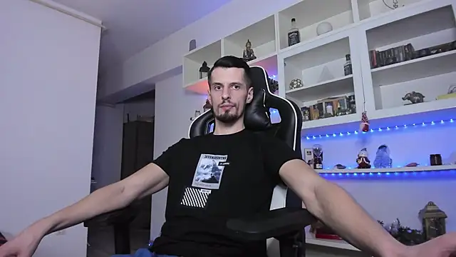 Snapshot of ToddClaytonn chatting on December 30, 2024, 5:13 pm ToddClaytonn online show from December 30, 2024, 5:13 pm