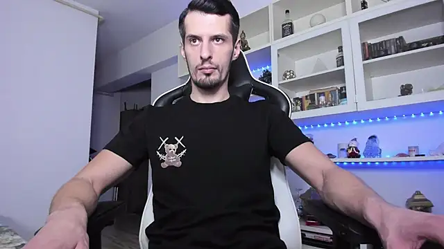 Snapshot of ToddClaytonn chatting on January 23, 2025, 2:02 am ToddClaytonn online show from January 23, 2025, 2:02 am