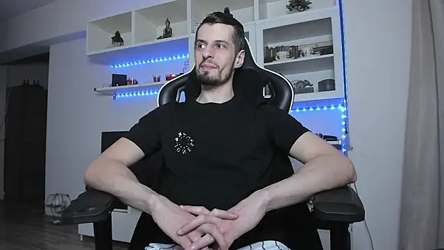 Snapshot of ToddClaytonn chatting on January 16, 2026, 6:12 pm ToddClaytonn online show from January 16, 2026, 6:12 pm