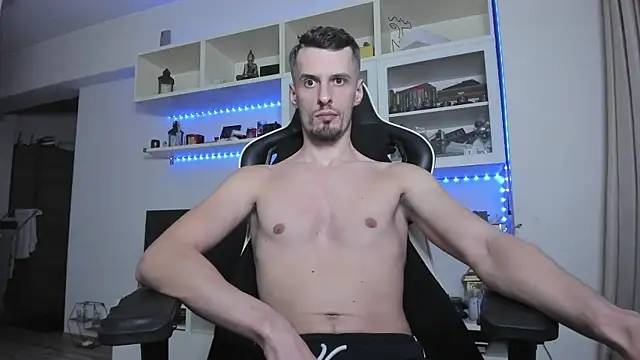 Snapshot of ToddClaytonn chatting on December 2, 2025, 5:03 pm ToddClaytonn online show from December 2, 2025, 5:03 pm