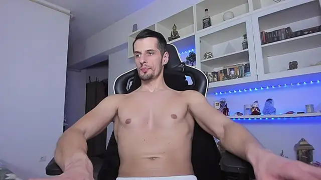 Snapshot of ToddClaytonn chatting on January 16, 2025, 5:21 am ToddClaytonn online show from January 16, 2025, 5:21 am